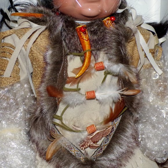 New Royal Cathay Limited Edition Native American Porcelain Doll - 20" - Picture 3 of 8